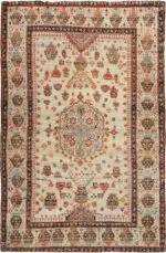 ANTIQUE FARAHAN