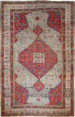 ANTIQUE FARAHAN