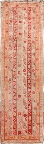 ANTIQUE OUSHAK