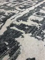 MODERN W/ SILK - Image 3