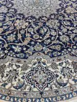 OLD NAIN W/ SILK - Image 3