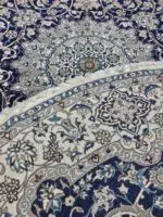 OLD NAIN W/ SILK - Image 4