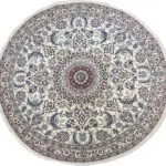 OLD NAIN W/ SILK